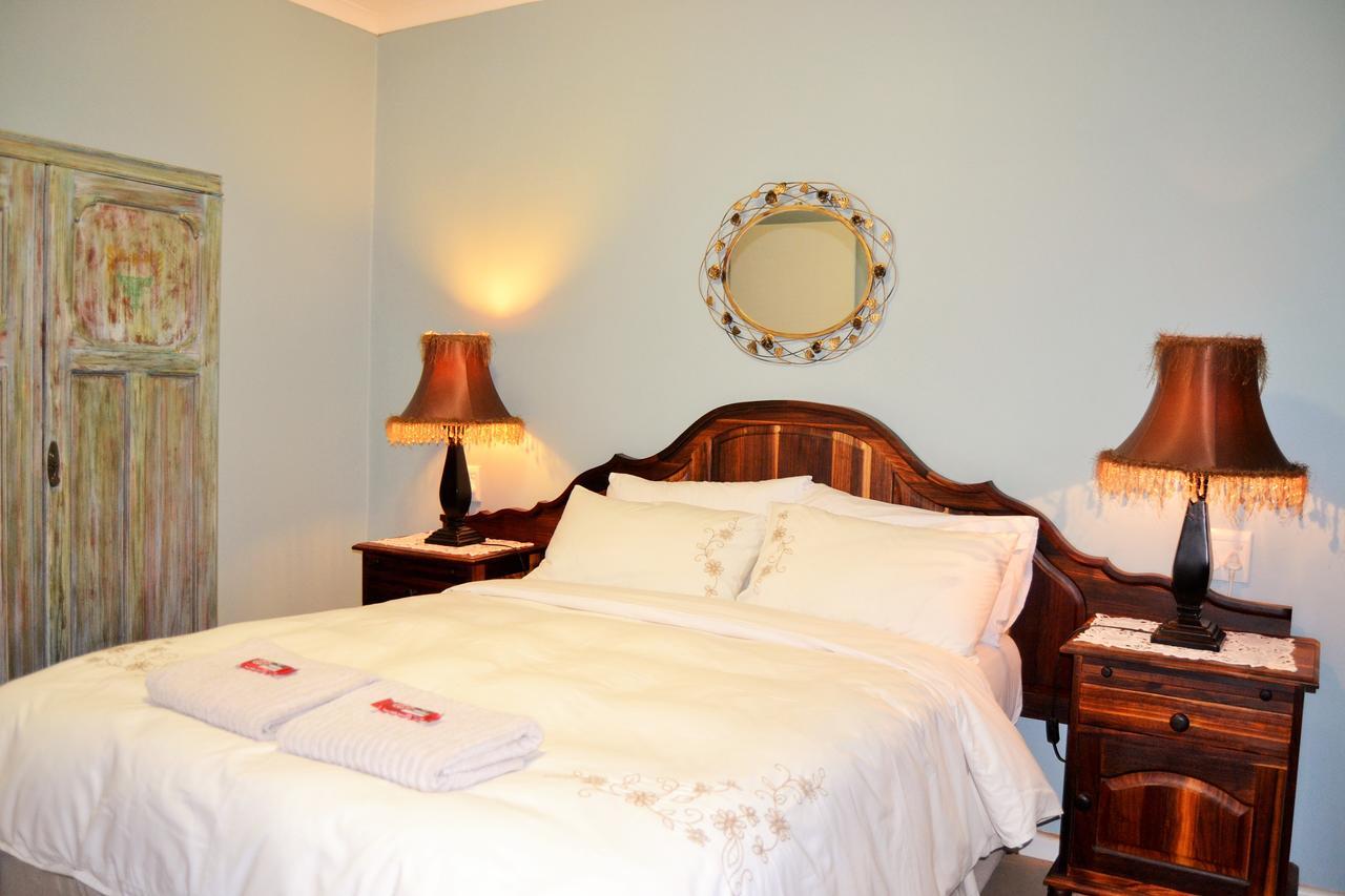 Versailles Self-Catering Wellington Buitenkant foto